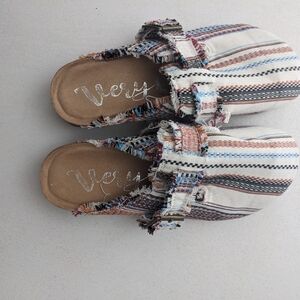 Women's Multicolor Striped Shoes
